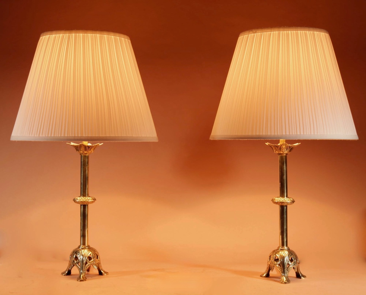 A Pair Of Fine Cast Brass Table Lamps, In The Early Gothic Style.