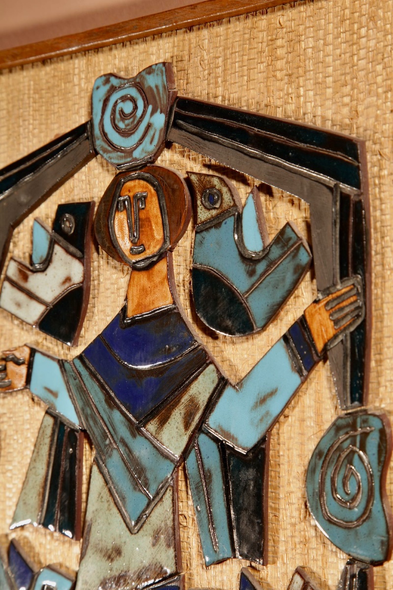 Intéressant bas-relief en céramique de l'artiste néerlandais Henk Potters, datant de 1967-photo-2