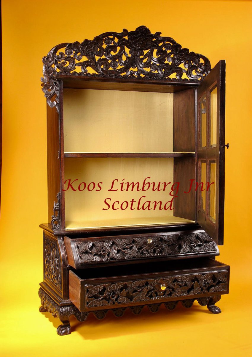  A Rare Carved Hardwood Miniature Anglo Indian Display Cabinet 19th Century -photo-3