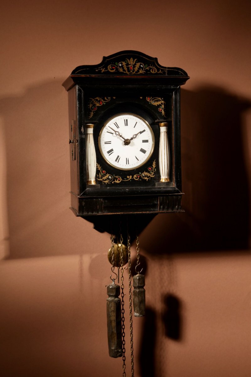 A Very Decorative And Original Black Forest Wall Clock.-photo-2