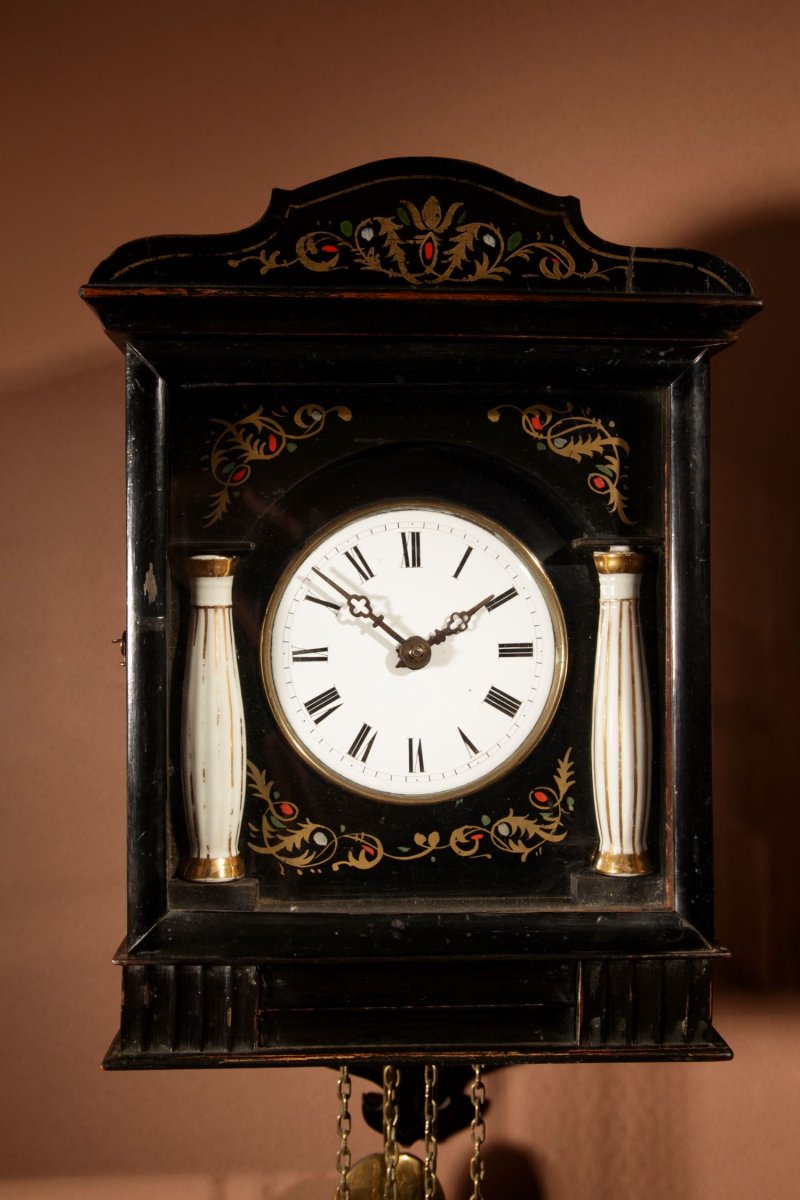 A Very Decorative And Original Black Forest Wall Clock.-photo-3