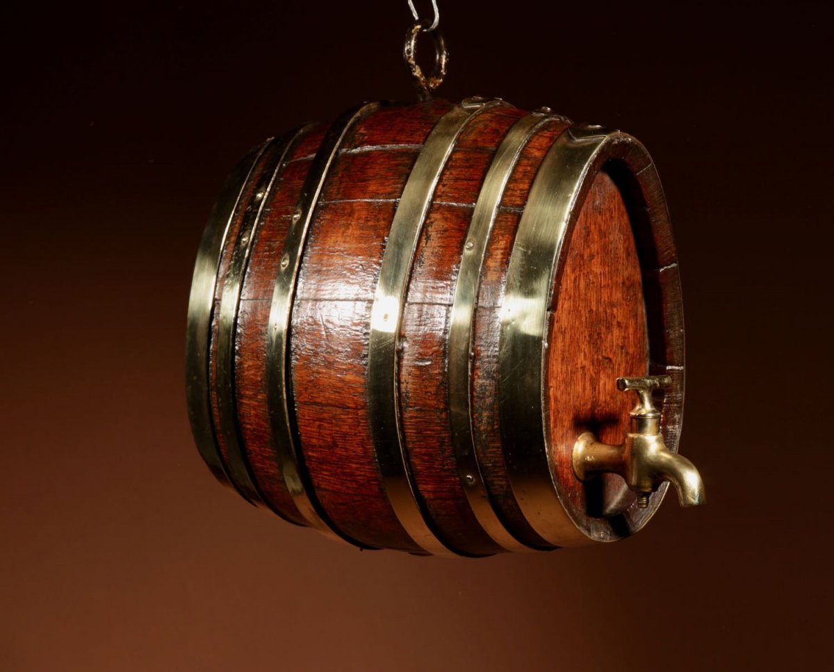  A Very Rare And Beautiful Coopered Oak And Brass Small Hanging Barrel.-photo-6