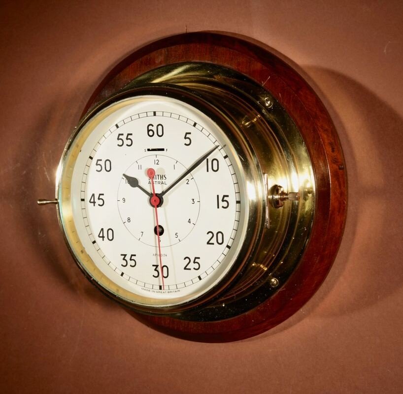 A Smiths Astral Bulkhead Ships Clock.-photo-4