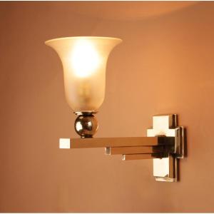 Very Elegant Art Deco Brass Wall Light.