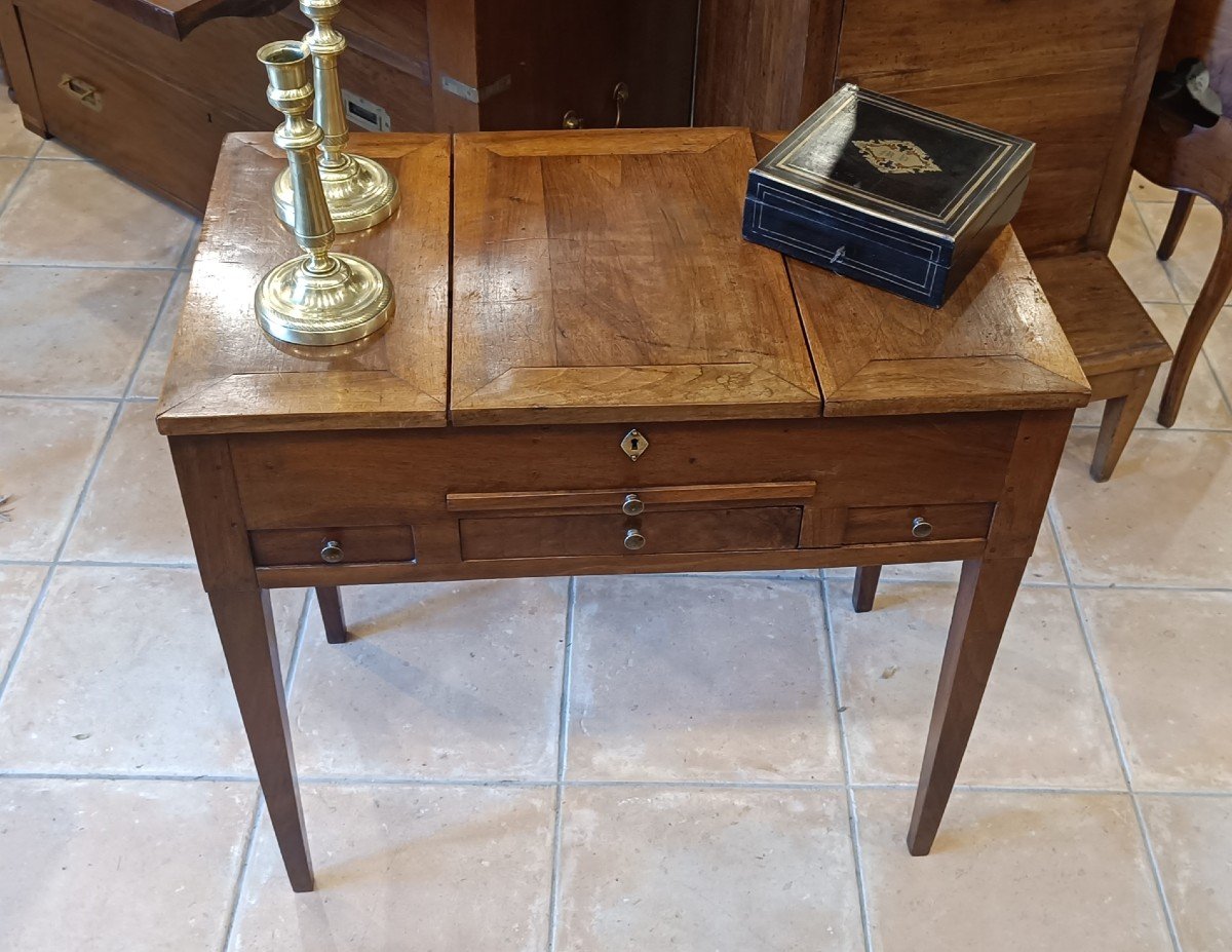 Louis XVI-directoire Dressing Table In Solid Walnut