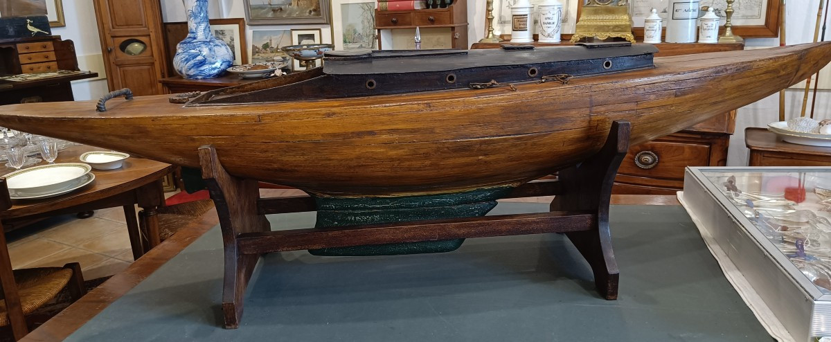 Grande coque de bateau naviguant de bassin début 20ème-photo-2