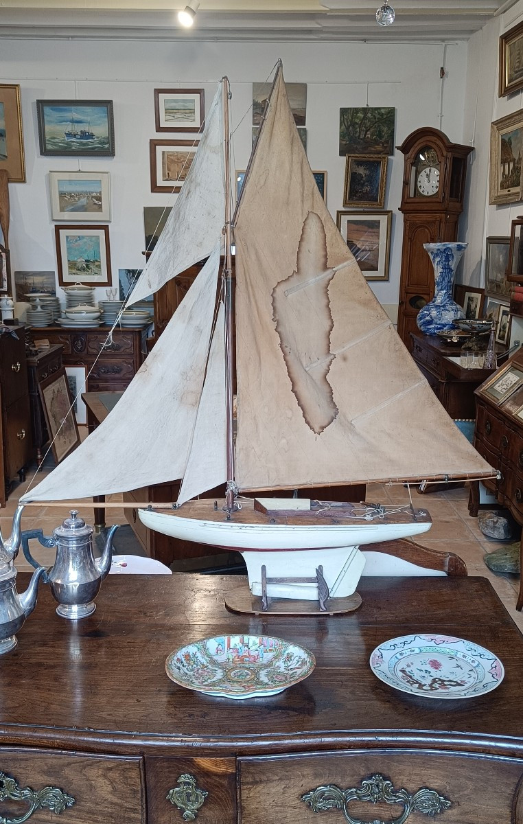 Basin Sailing Boat