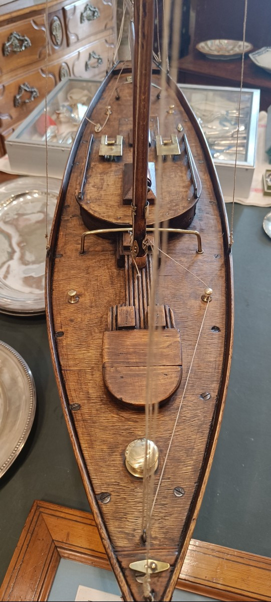 Maquette naviguante de voilier , Ketch du 20ème-photo-3