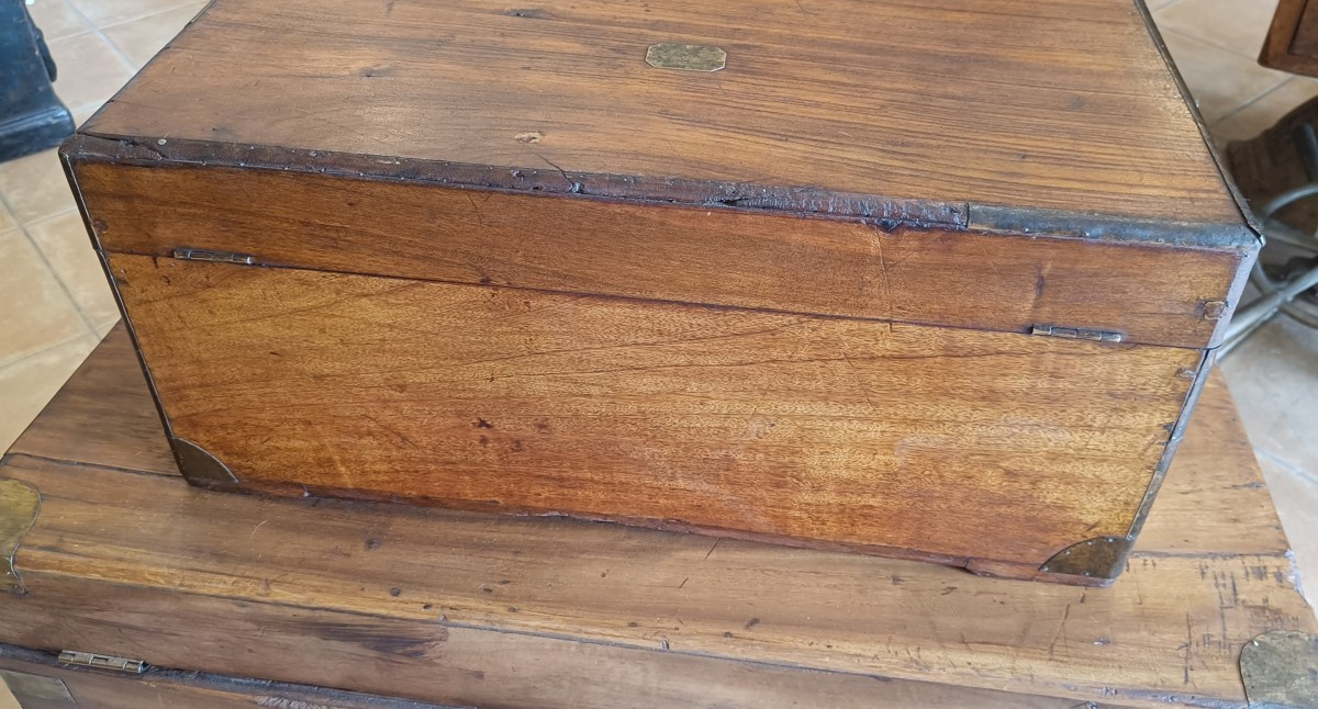 Small Officer's Trunk, Known As Marine Trunk, In Camphor-photo-1