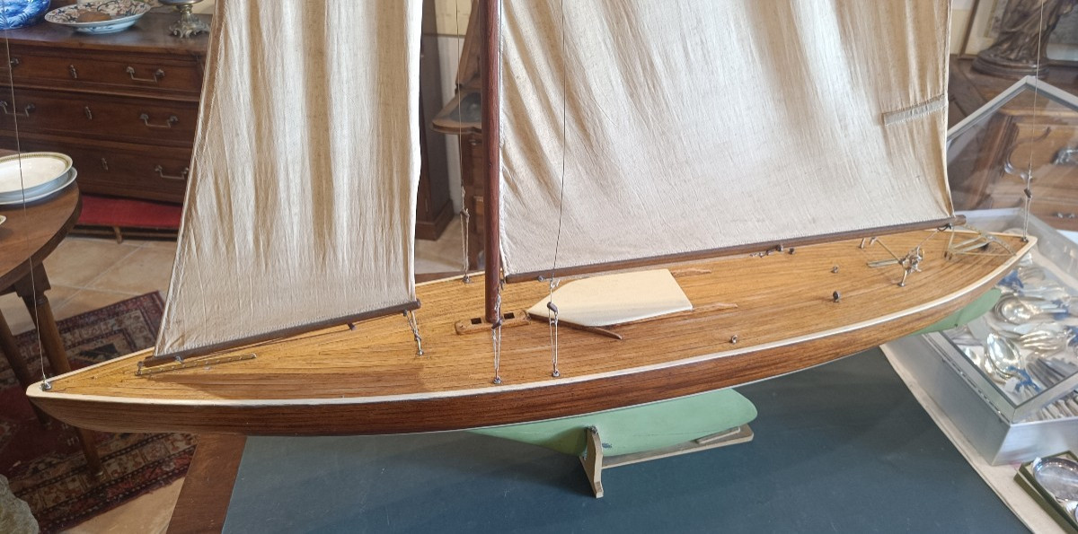 Grande maquette navigante d'un voilier-photo-4