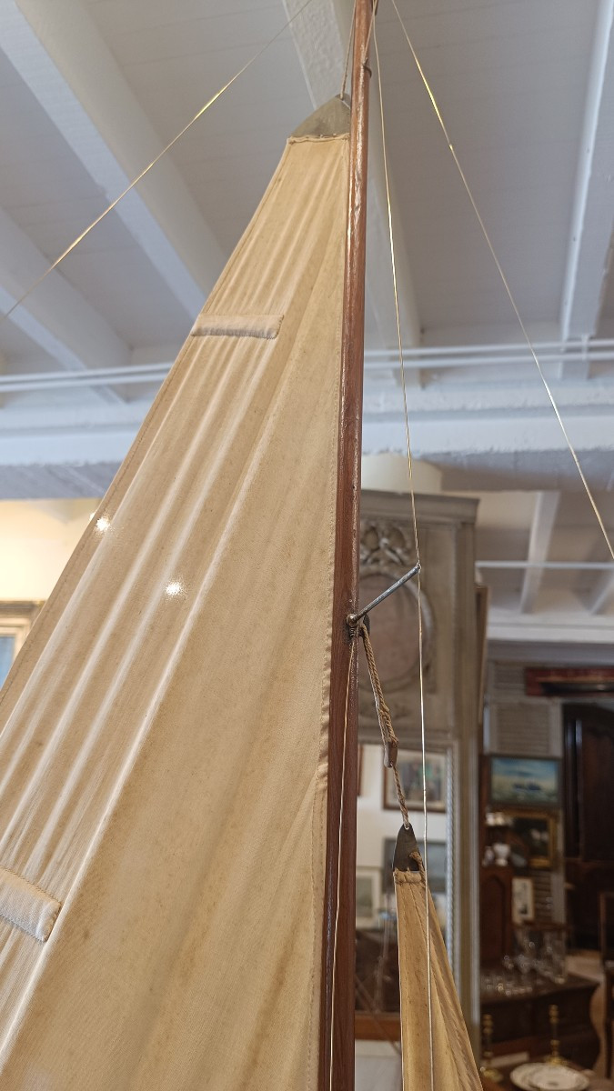 Grande maquette navigante d'un voilier-photo-4