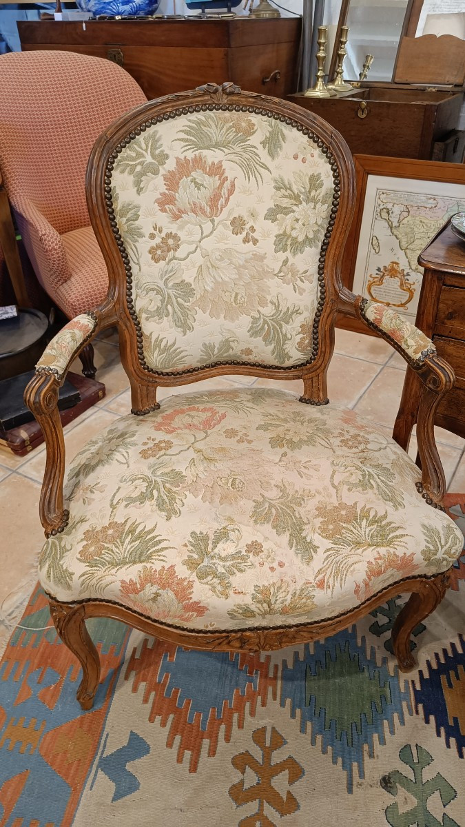 Pair Of Louis XV Period Cabriolet Armchairs-photo-1