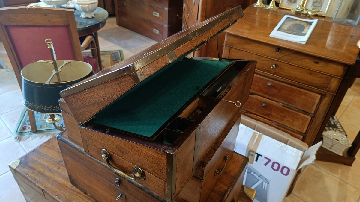 Coffret Ecritoire 19ème d'officier, dit de Marine en Acajou et laiton-photo-8