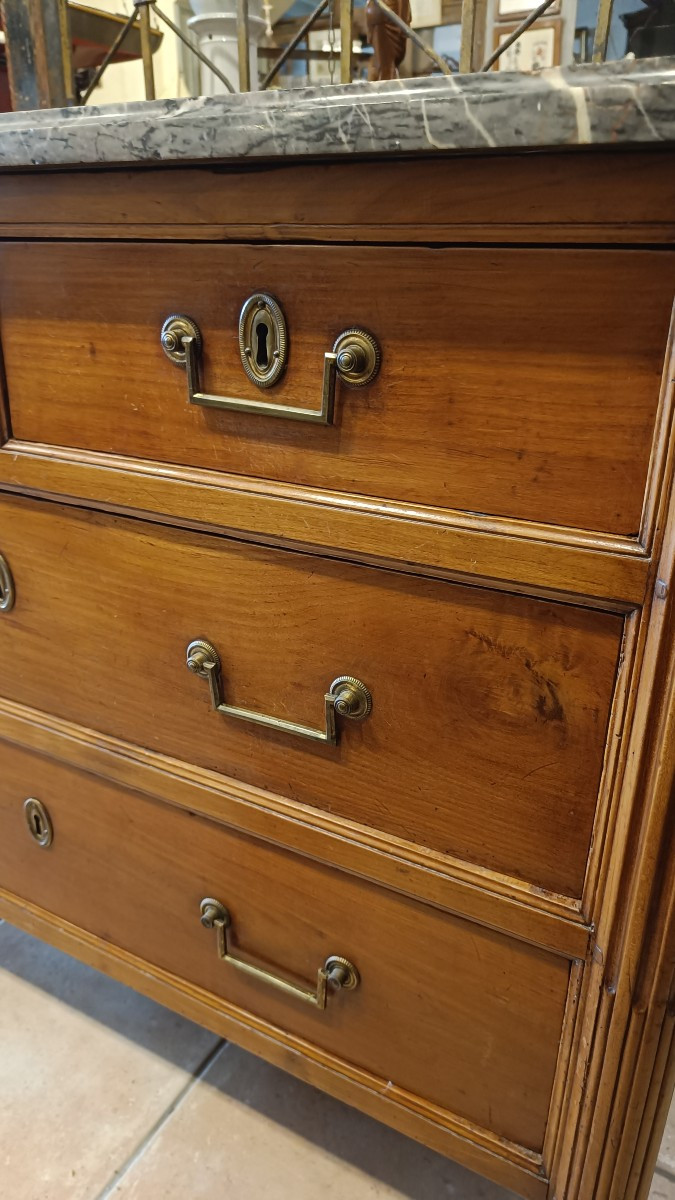 Small Louis XVI Commode, Late 18th Century, In Cherry Wood-photo-2