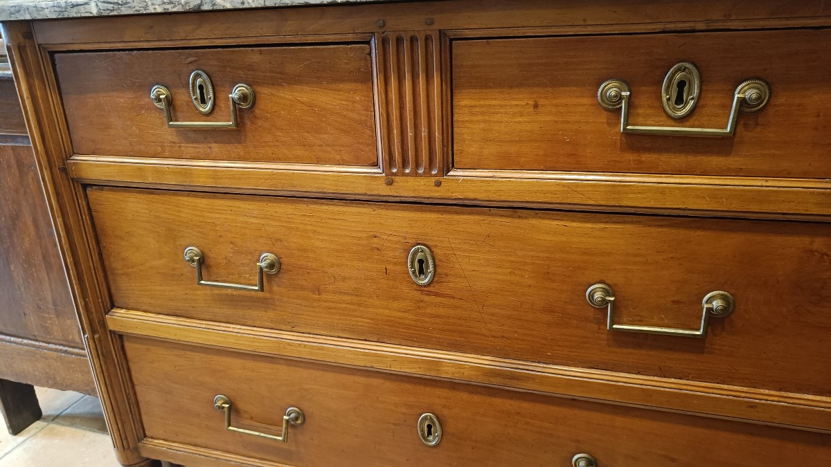 Small Louis XVI Commode, Late 18th Century, In Cherry Wood-photo-3