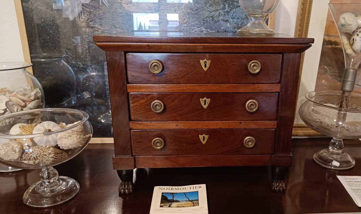 Commode de Maîtrise Retour d'Egypte