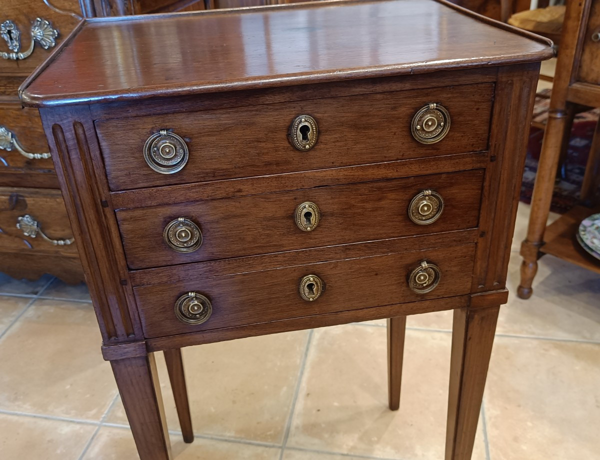 Louis XVI Style Bedside Table In Solid Mahogany With 3 Drawers, Late 18th Century-photo-4