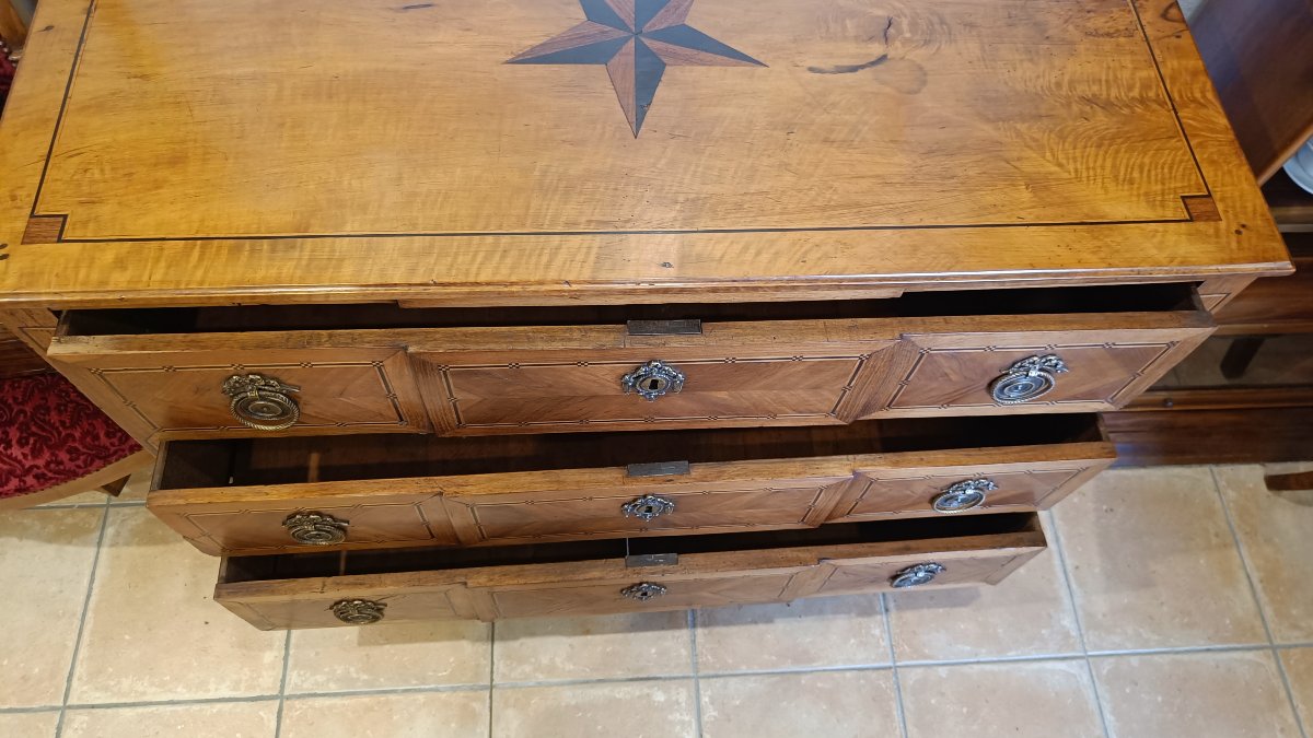 Commode Louis XVI en noyer et marqueterie fin 18ème-photo-7