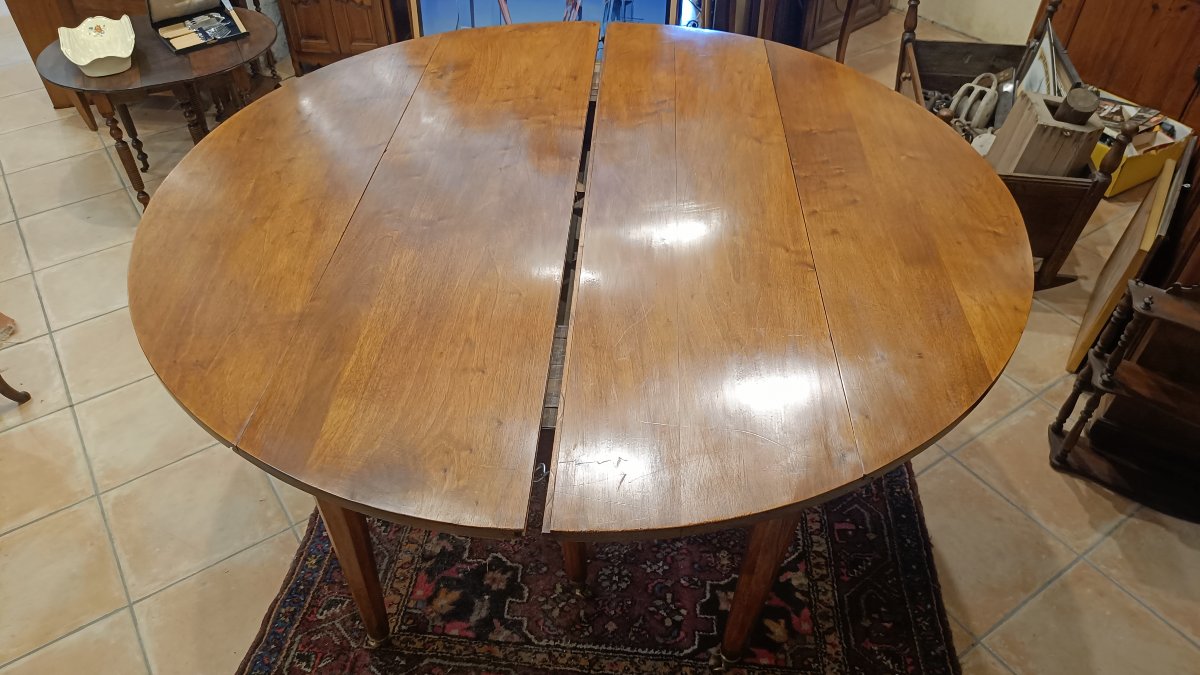 Large 6-foot Walnut Diretoire Round Table With 4 Extension Leaves, Seats 18–20 People-photo-3