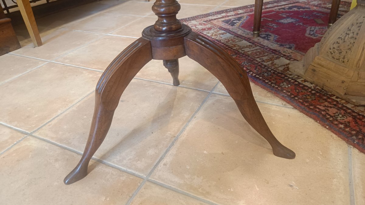 Small Louis XI Side Table, 18th Century, Made Of Mahogany-photo-1