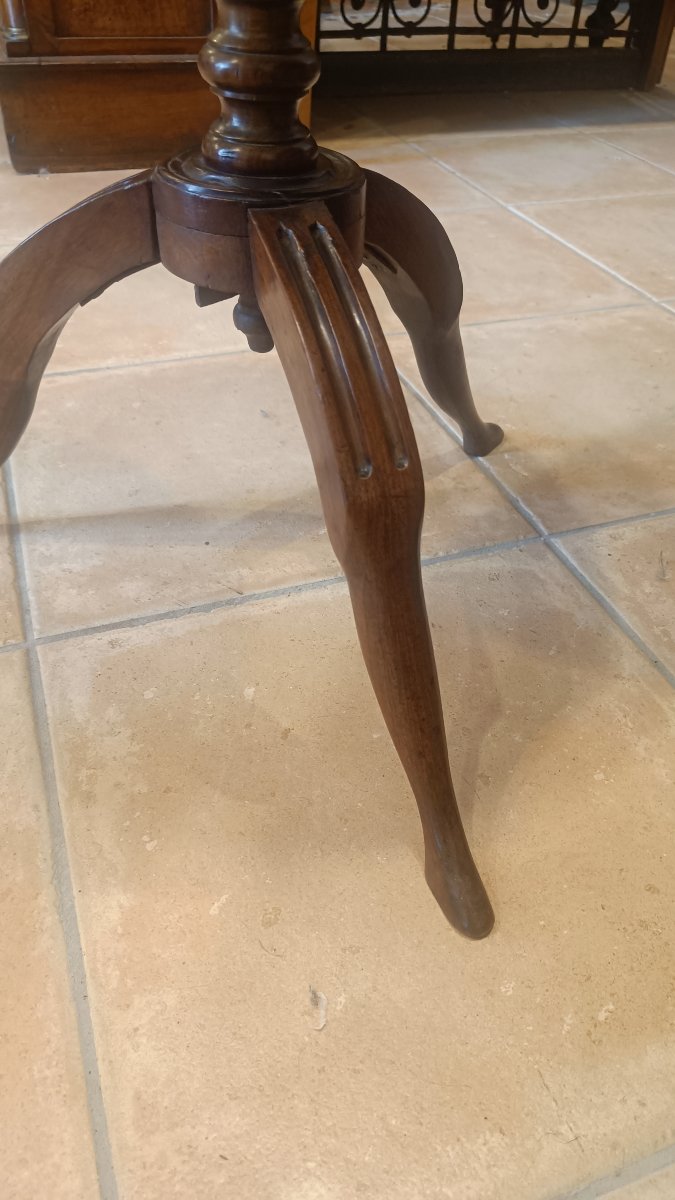 Small Louis XI Side Table, 18th Century, Made Of Mahogany-photo-2