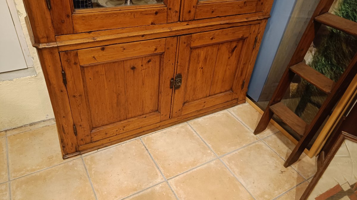 Large Display Bookcase From The 1900s Made Of Pitch Pine-photo-4