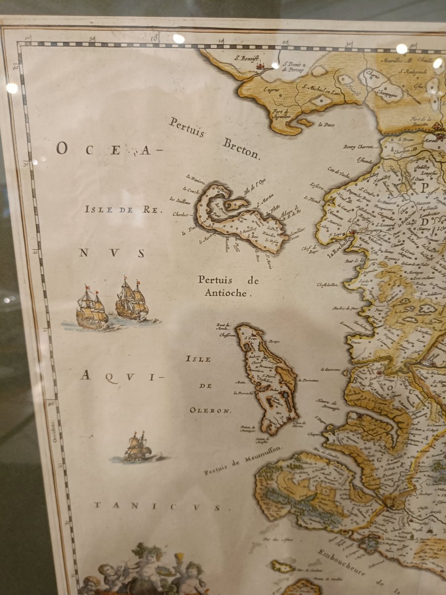 Carte aquarellée 17ème et encadrée de la Saintonge avec le Pays d'Aulnis par J.BLAEU vers 1651-photo-1