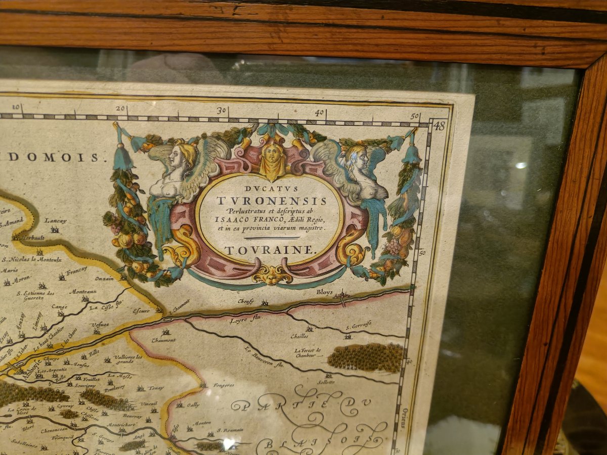 Carte aquarellée 17ème et encadrée de la Touraine par Blaeu-photo-2