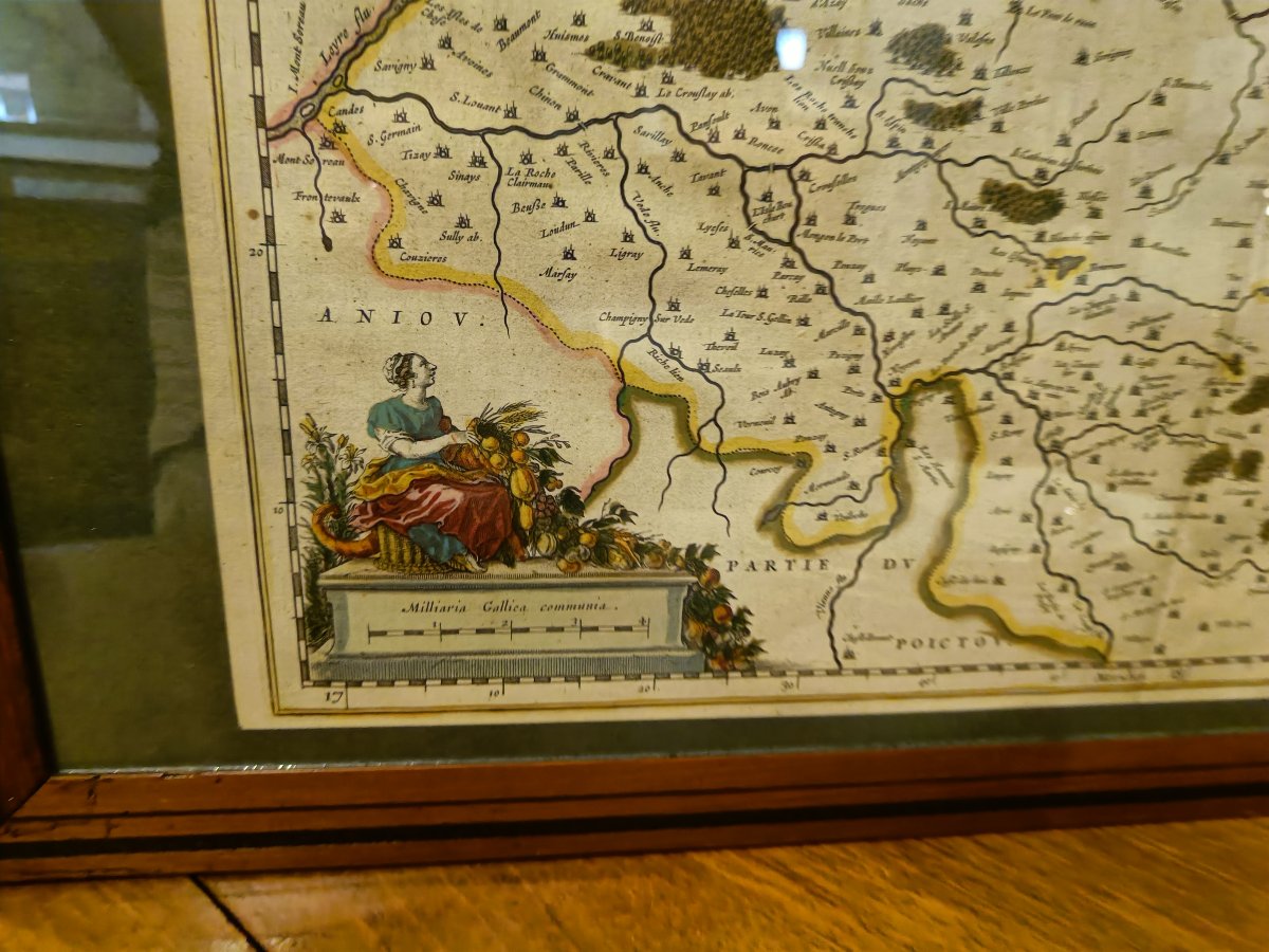 Carte aquarellée 17ème et encadrée de la Touraine par Blaeu-photo-4
