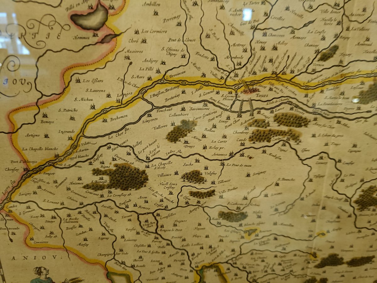 Carte aquarellée 17ème et encadrée de la Touraine par Blaeu-photo-1