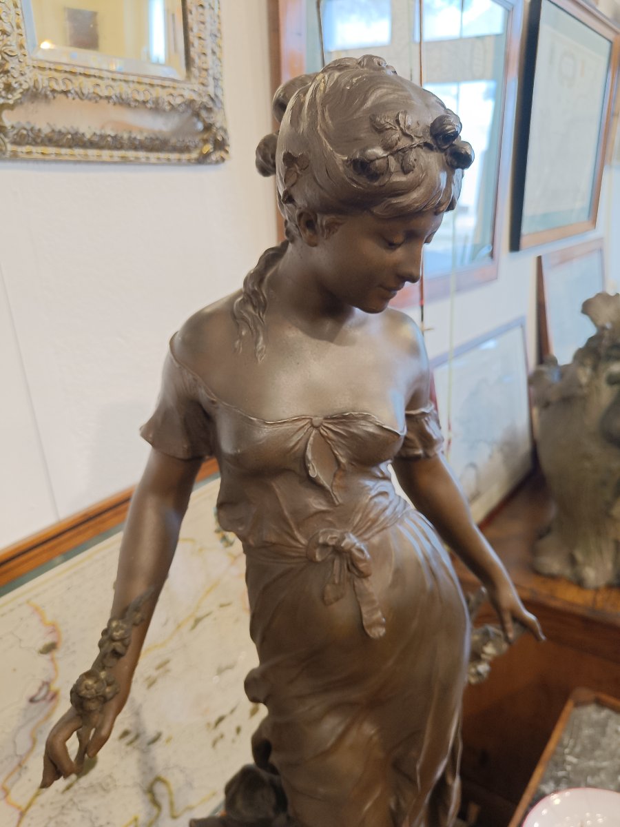 Grande statue en régule, Allégorie féminine d'Auguste Moreau-photo-2