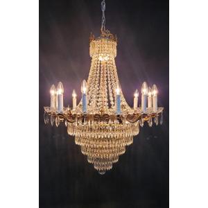 Pocket Chandelier With 18 Light Points.