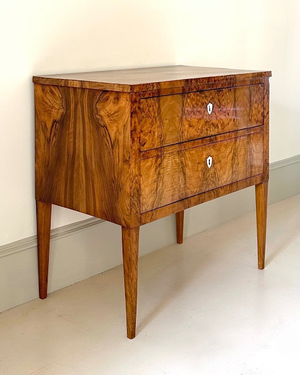 Walnut Biedermeier Commode-photo-2