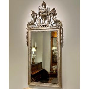 Neoclassical Silvered Wood Mirror. Berlin, Around 1790.