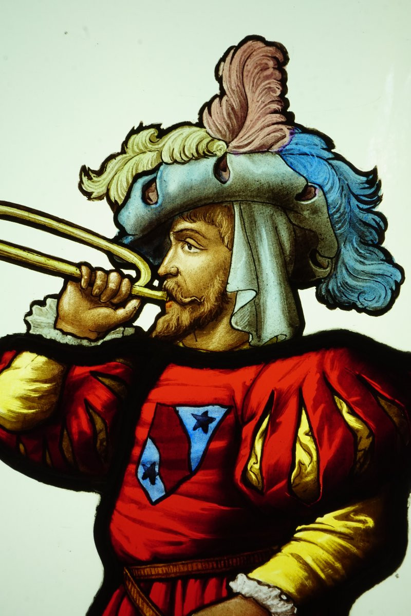 Stained Glass Window - Stained Glass Windows With Four Landsknechts-photo-2