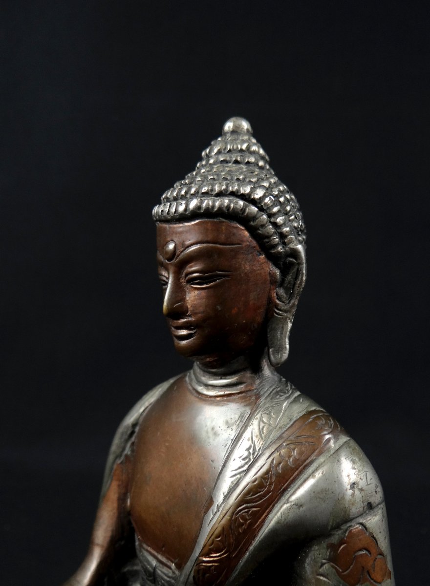 19th Century Tibetan Buddha Shakyamuni Tathagata Statue In Copper Alloy Bronze-photo-3