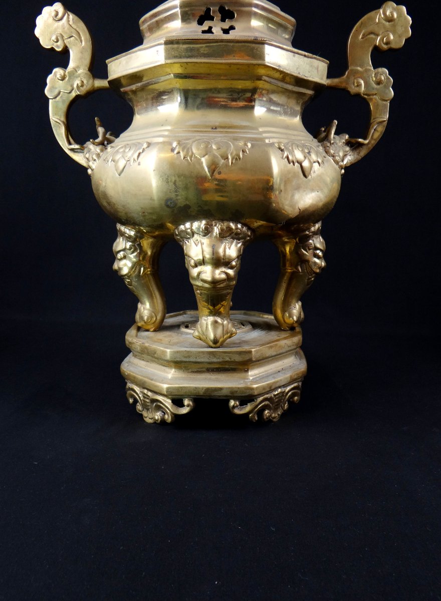 Brûle encens Chinois en bronze doré à décor de Chien de Fô période Qing XIXème-photo-3