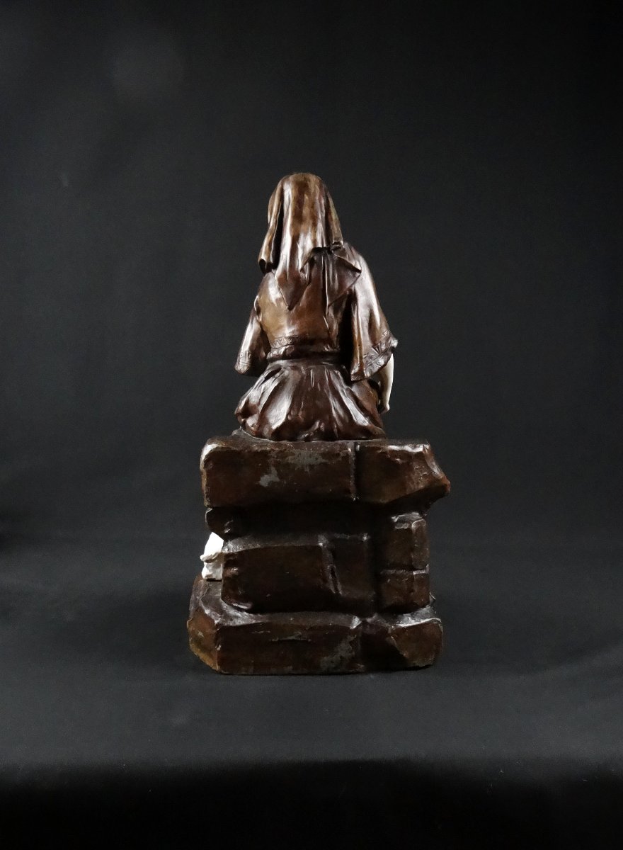 The Bohemian Shepherdess Of Mednat, A Spelter Statue With A Chryselephantine-style Porcelain Biscuit-photo-4