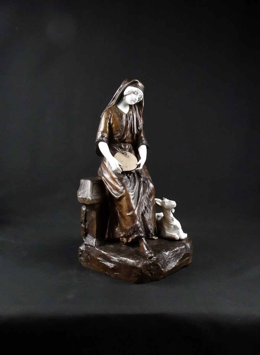 The Bohemian Shepherdess Of Mednat, A Spelter Statue With A Chryselephantine-style Porcelain Biscuit-photo-6