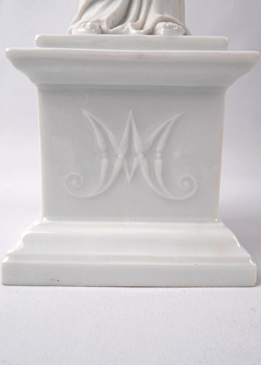 Virgin Mary And Child Jesus Bisque Porcelain Statuette, Neo-gothic, 19th Century-photo-1