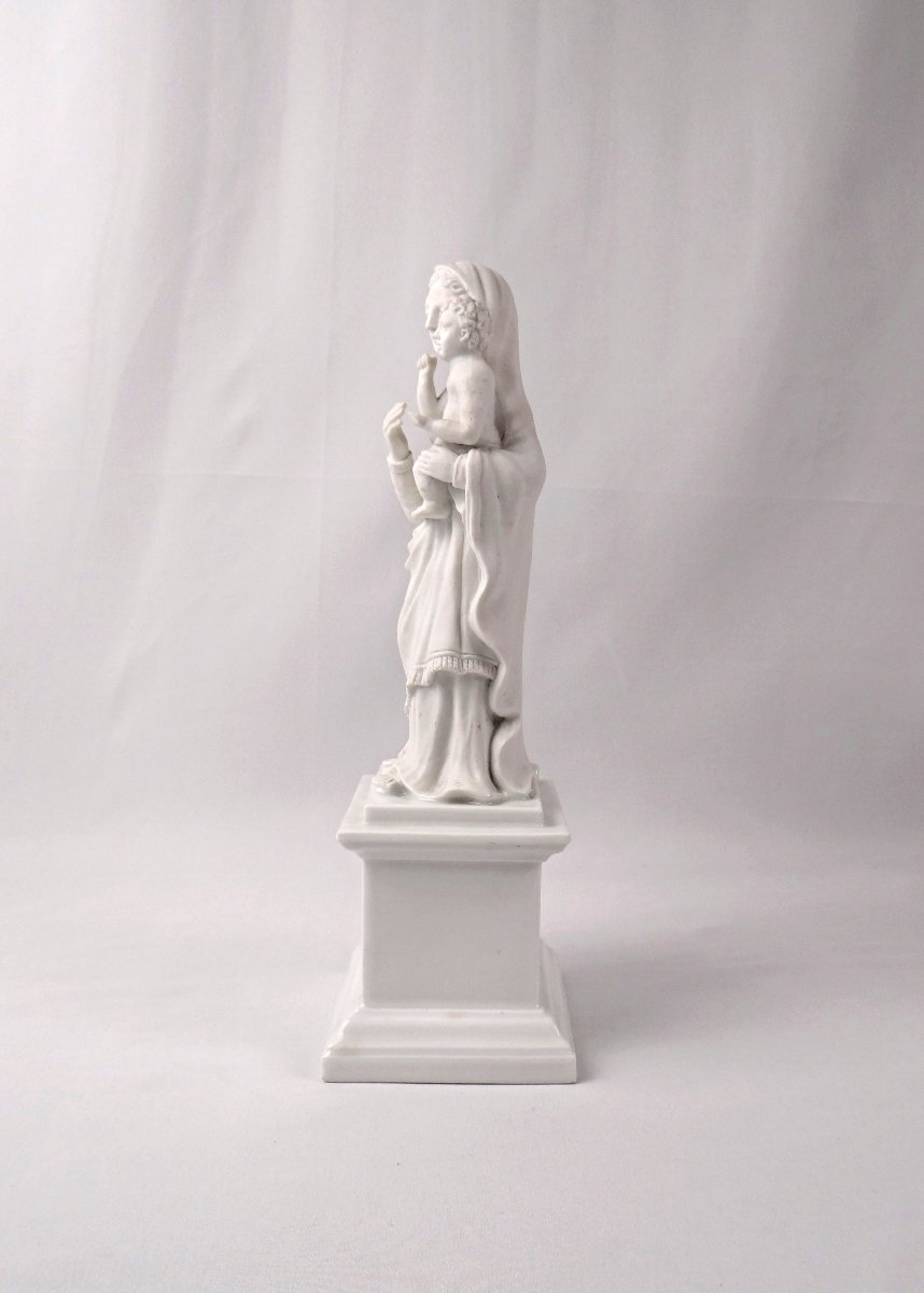 Virgin Mary And Child Jesus Bisque Porcelain Statuette, Neo-gothic, 19th Century-photo-3