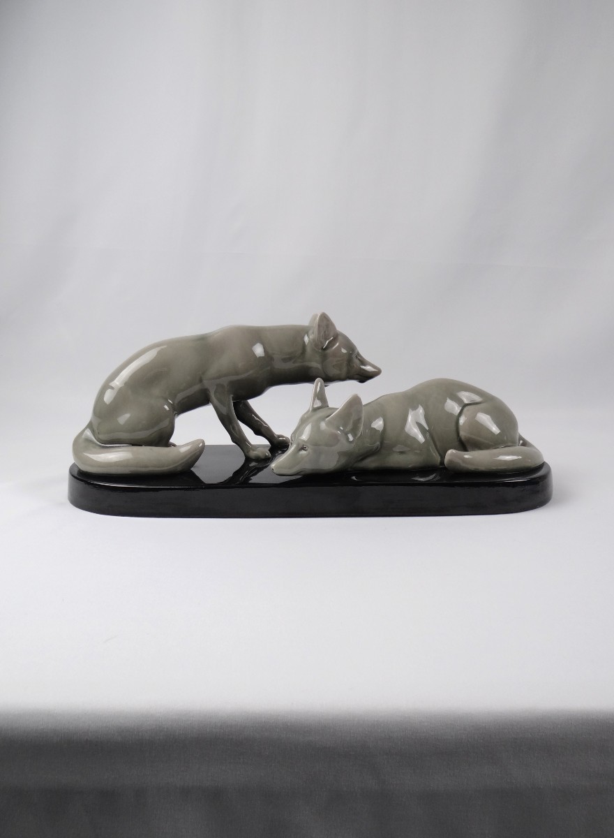 Sculpture Art Déco renardeaux groupe en faïence attribué à Andras Sinko (1901-1976)