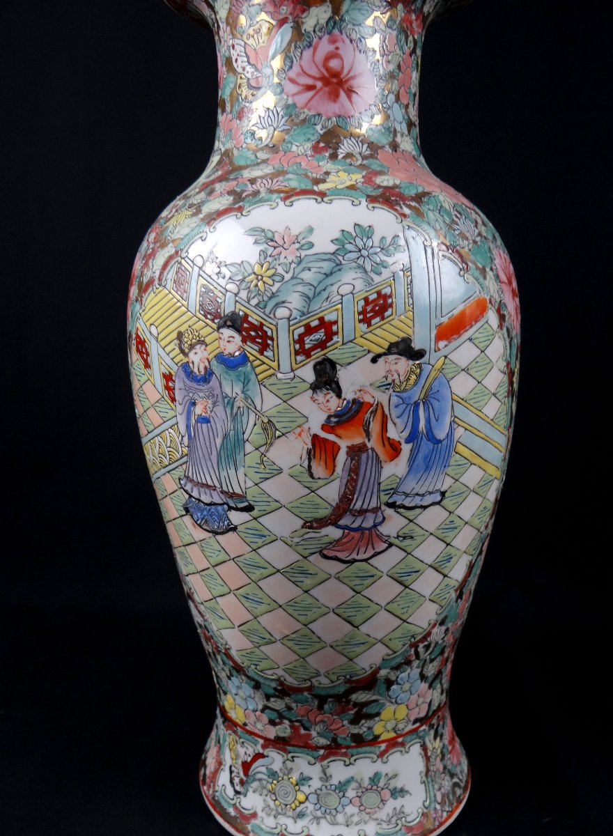 Chinese Baluster Vase, Canton Porcelain, With Imperial Court Decoration, Early 20th Century-photo-4