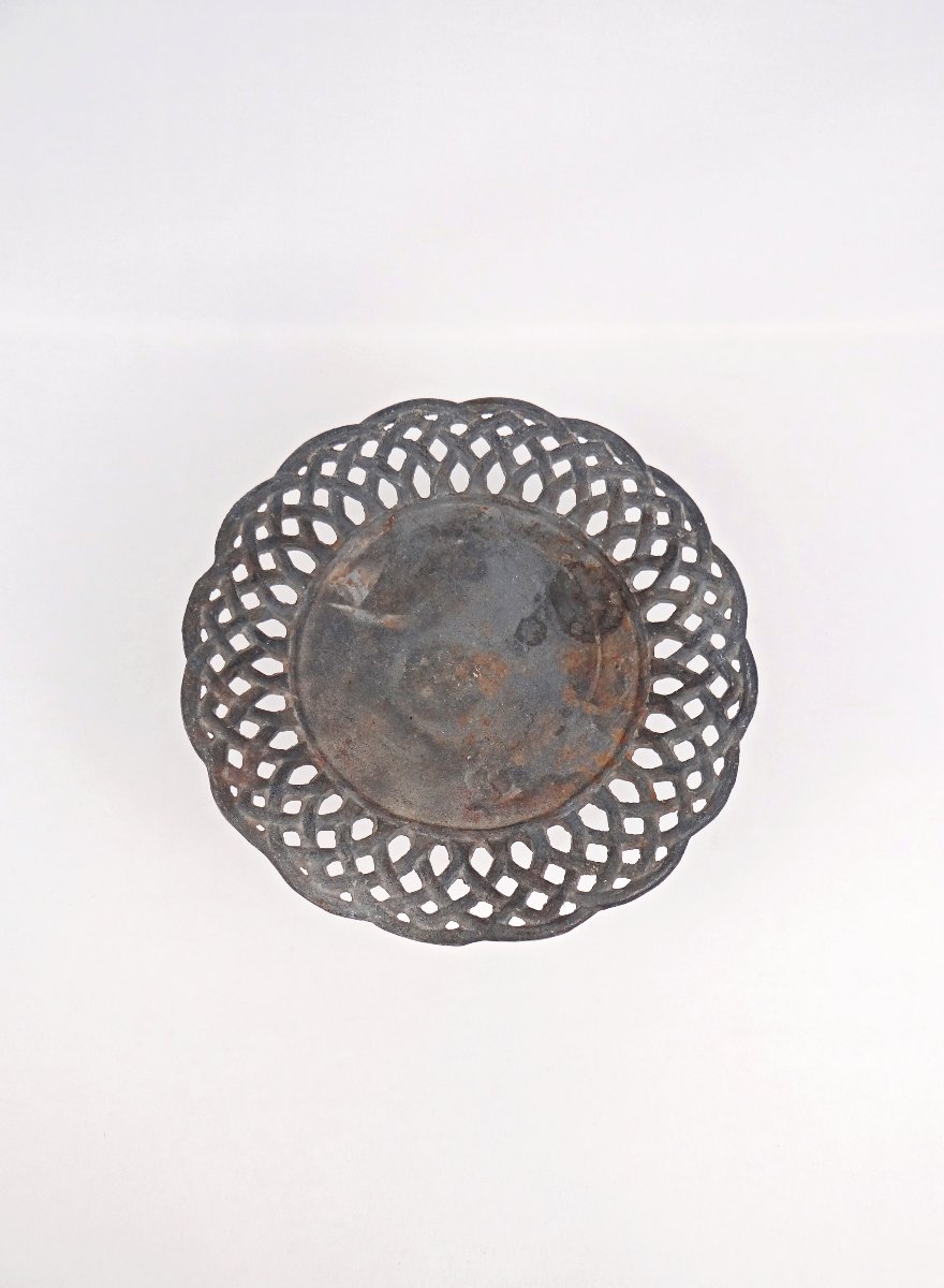 Compotier ajouré en fer patiné ou présentoir de table extérieur fin XIXème-photo-4