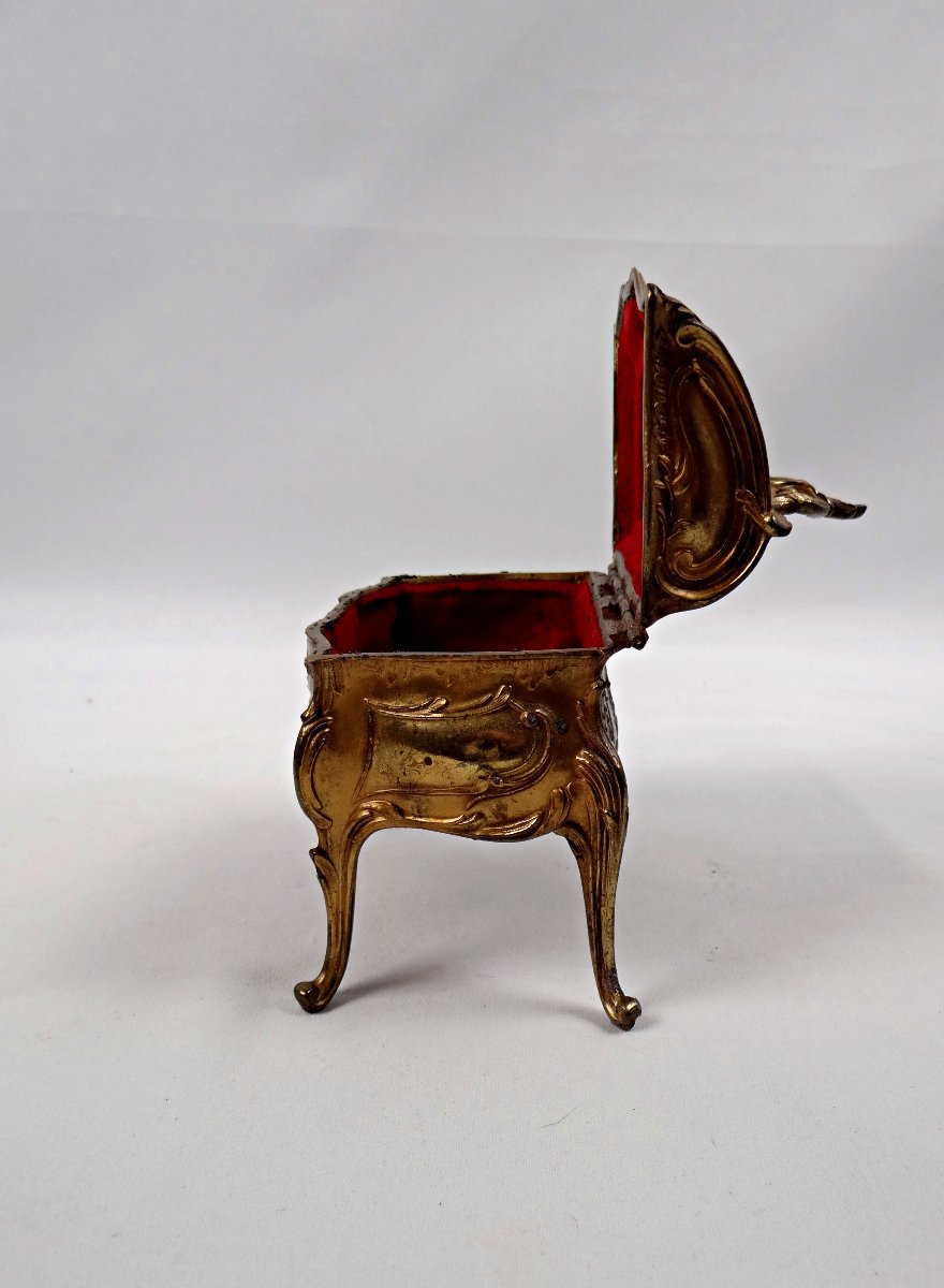 Gilt Bronze Jewelry Box In The Shape Of A Louis XV Style Chest Of Drawers, Early 20th Century-photo-1