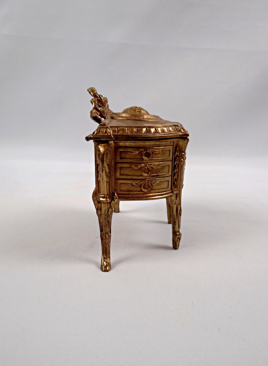 Gilt Bronze Jewelry Box In The Shape Of A Louis XVI Style Piece Of Furniture, Early 20th Century-photo-4