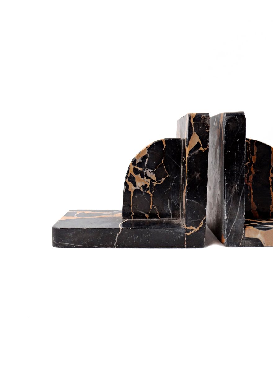 Paire de serre-livres Art Déco en marbre noir veiné, Italie début XXème-photo-2