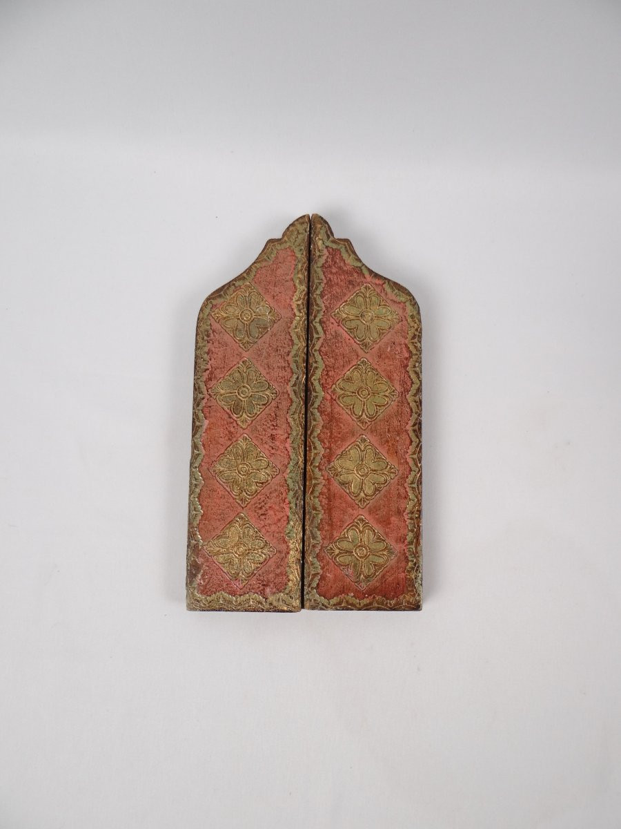 Gilded Florentine Religious Triptych Of The Virgin And Child By Raphael, 1950s-photo-2