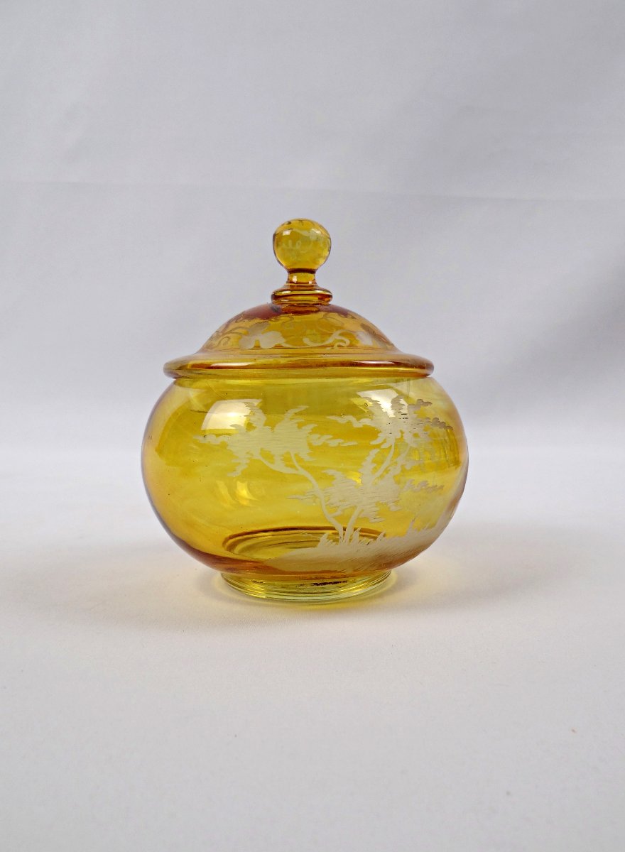 Bonbonnière en verre de bohème jaune à décor lacustre fin XIXème-photo-1