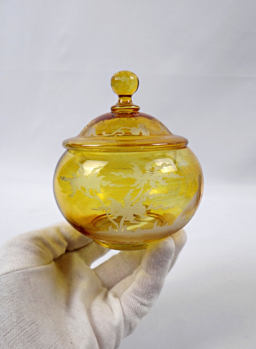 Bonbonnière en verre de bohème jaune à décor lacustre fin XIXème-photo-3